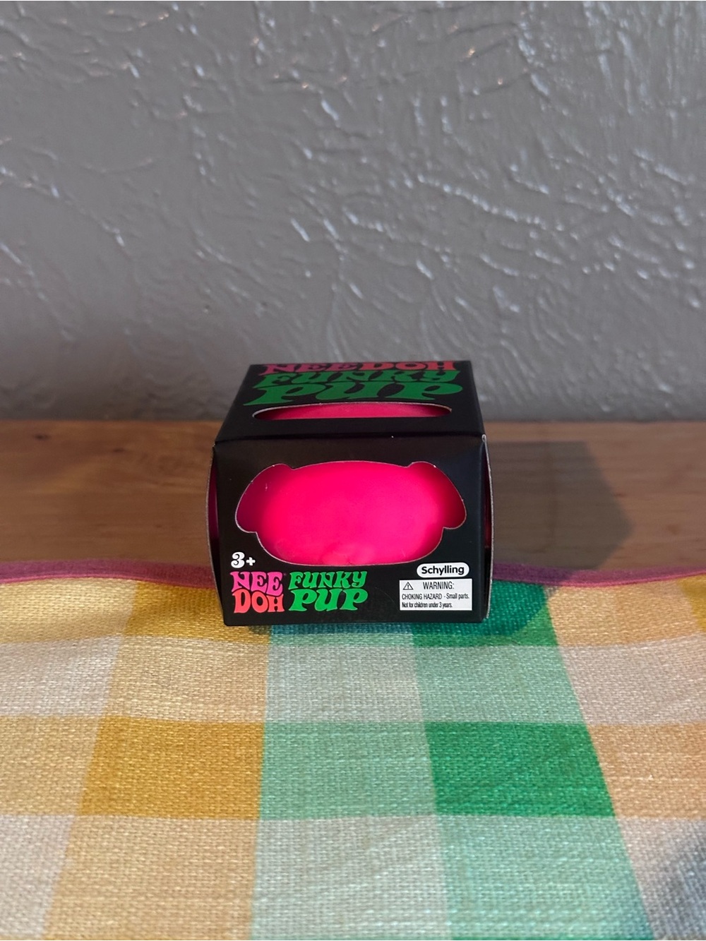 NeeDoh Funky Pup - Bright Pink